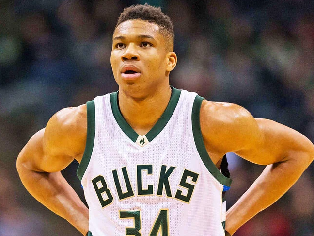 NBA雄鹿队2021夺冠阵容:从首发五虎到夺冠拼图的完整名单 第4张 NBA雄鹿队2021夺冠阵容:从首发五虎到夺冠拼图的完整名单 第4张